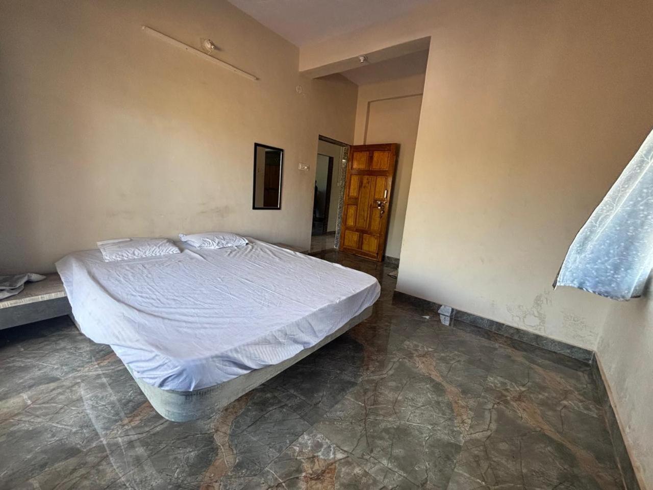 Shobhnath Home Stay Harnai Eksteriør billede